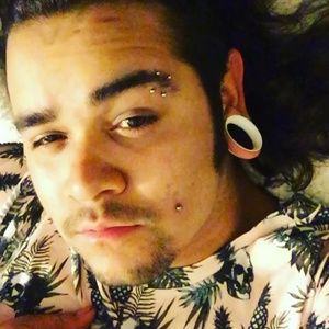 Meet your Posher, Zachery